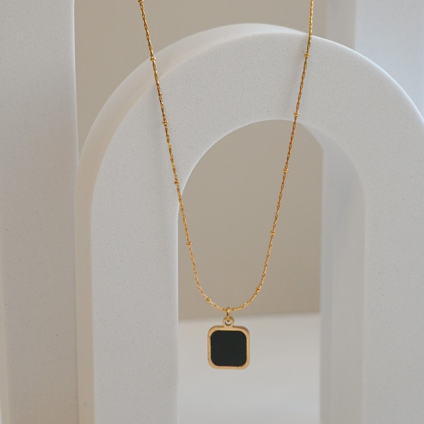 Black Onyx Square💧✅