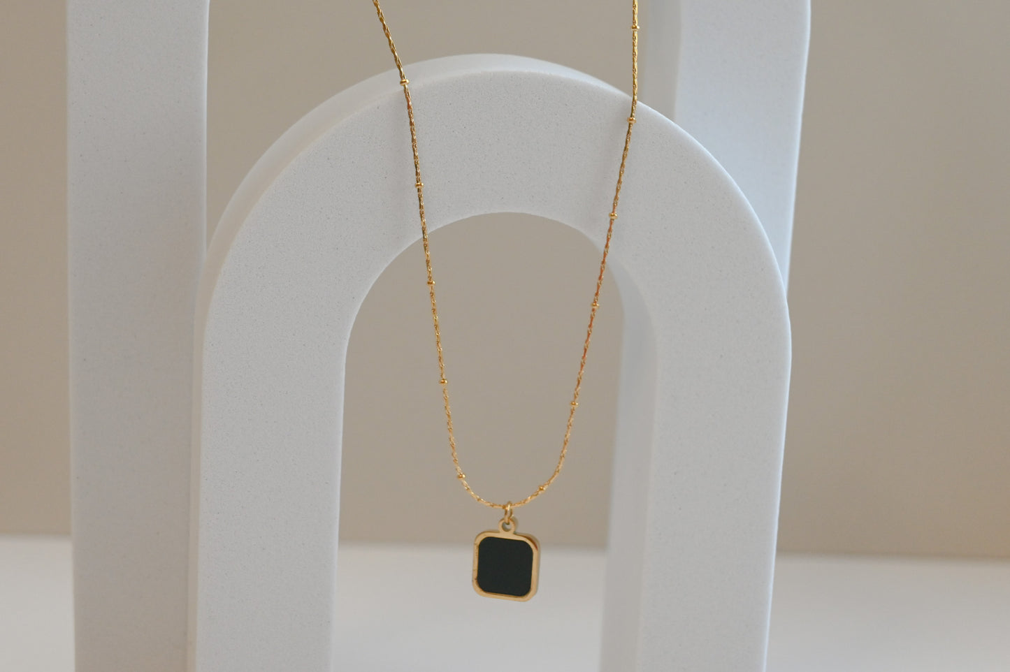 Black Onyx Square