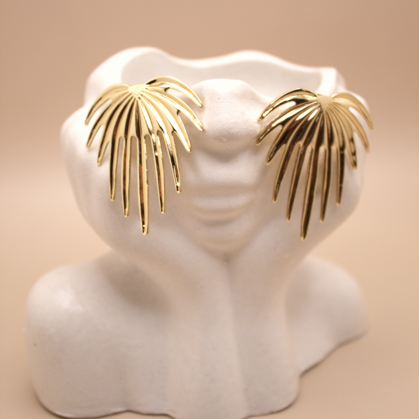 Sunset Palm Earrings – tropical gold jewelry with organic shape.