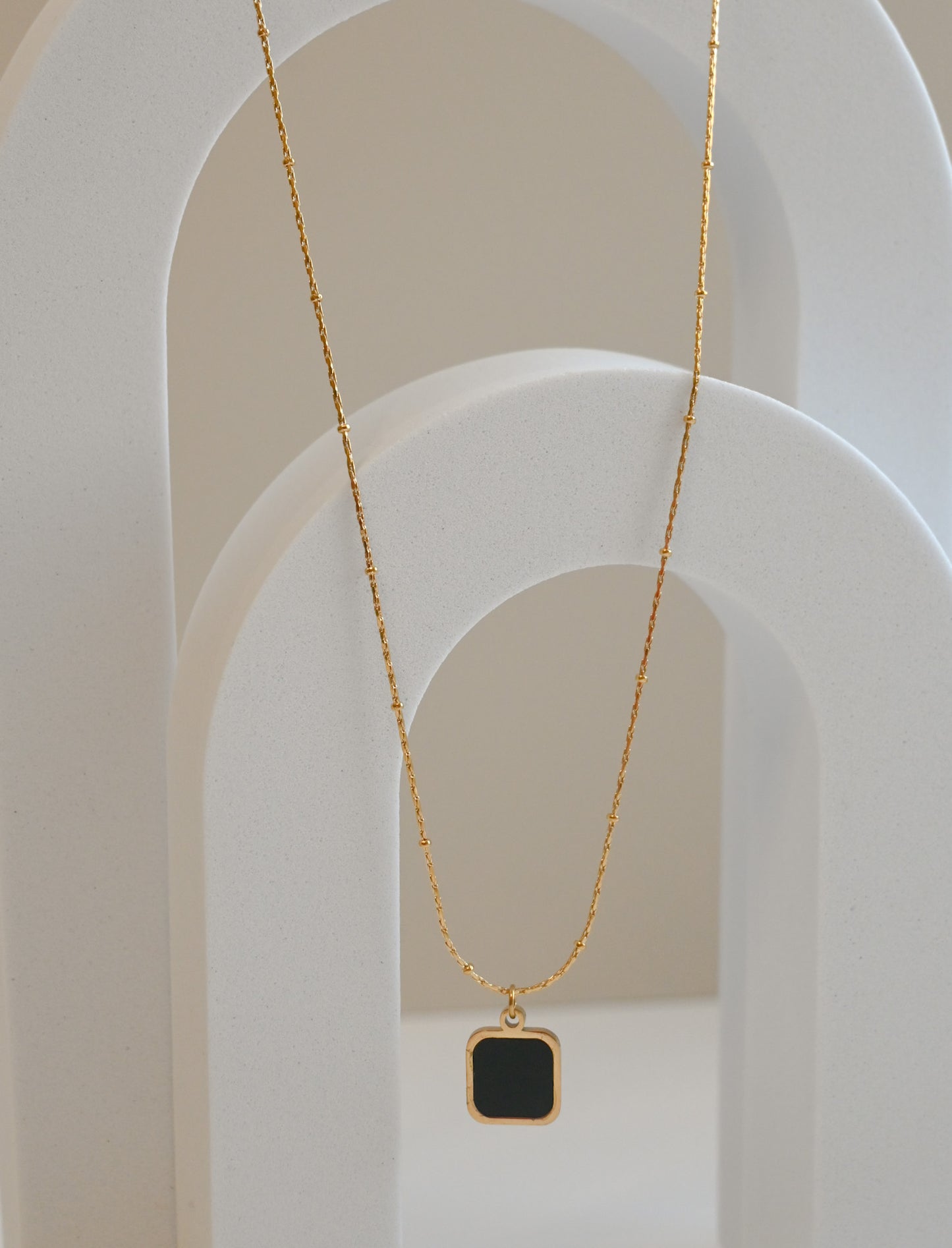 Black Onyx Square