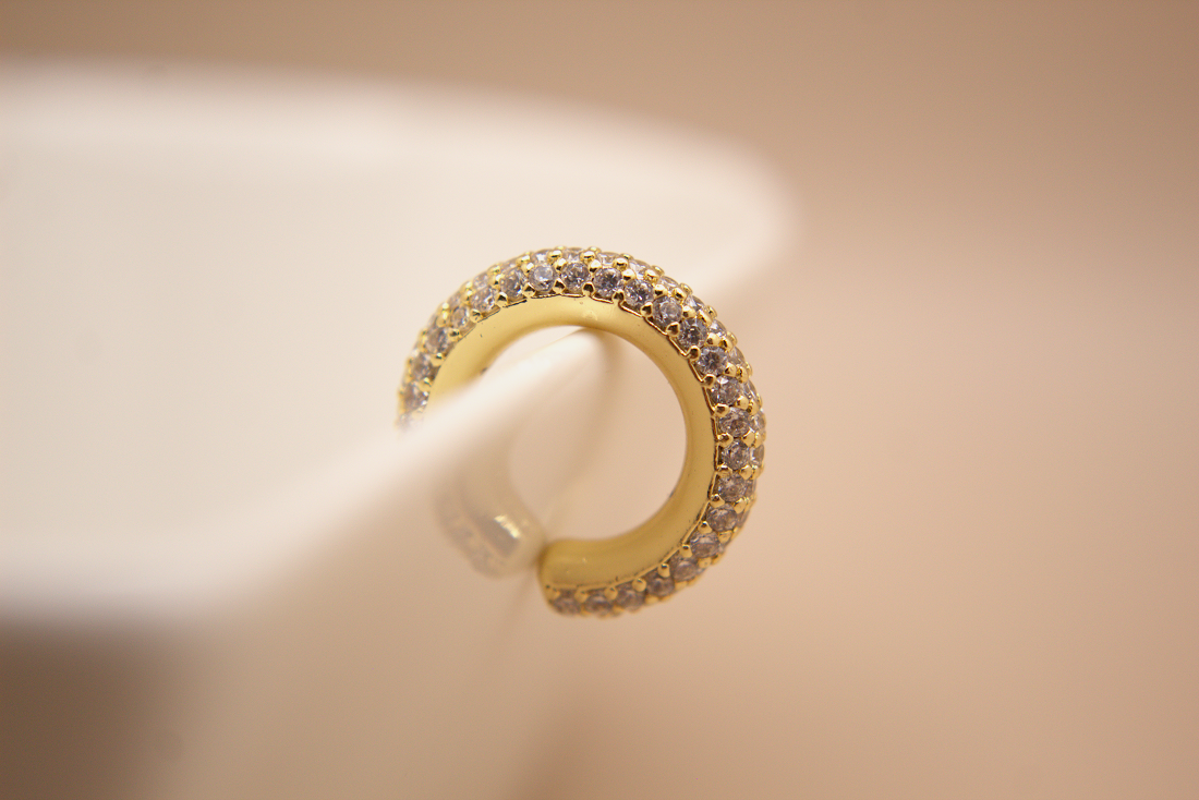 Aura Ear Cuff