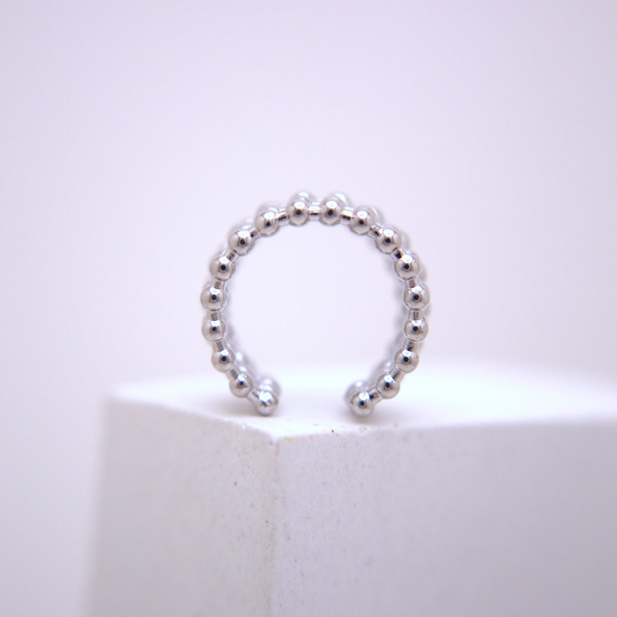 Azúcar Silver Ear Cuff