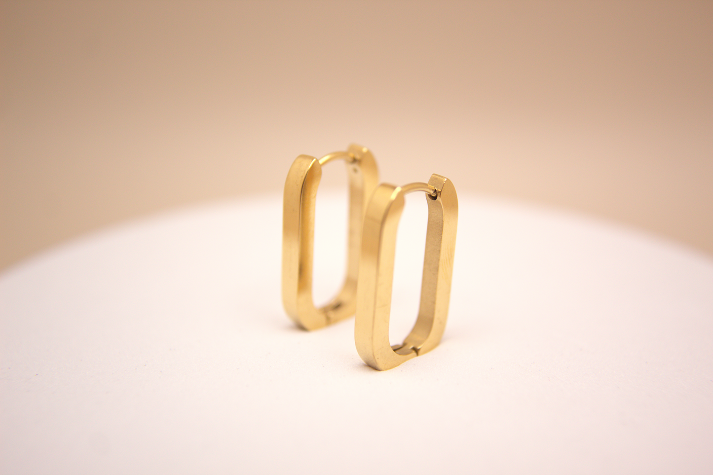 Ovalia Hoops