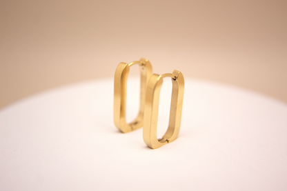 Ovalia Hoops