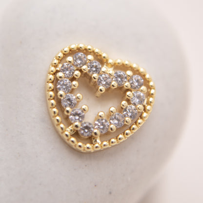 Lumi Heart Studs gold earrings with crystal heart design