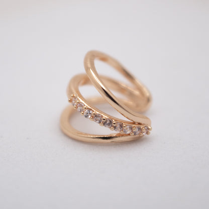 Minimal golden ear cuff with small crystal details